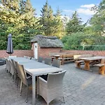 Holiday Nilla - 1-4km From The Sea By Interhome