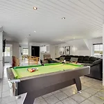 Holiday Nilla - 1-4km From The Sea By Interhome