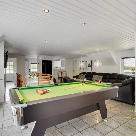 Nilla - 1-4km From The Sea By Interhome